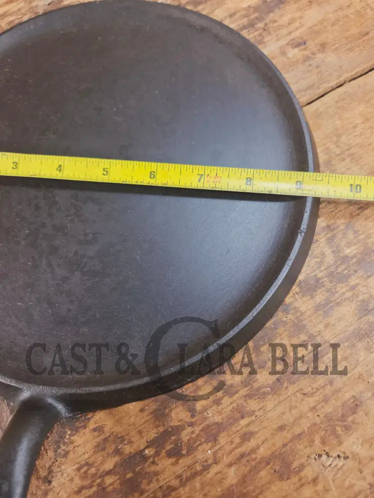 Wow 1910’s era Erie (Griswold) #8 Round Griddle 738 B. Bracing design and FULL Erie PA USA Griddle
