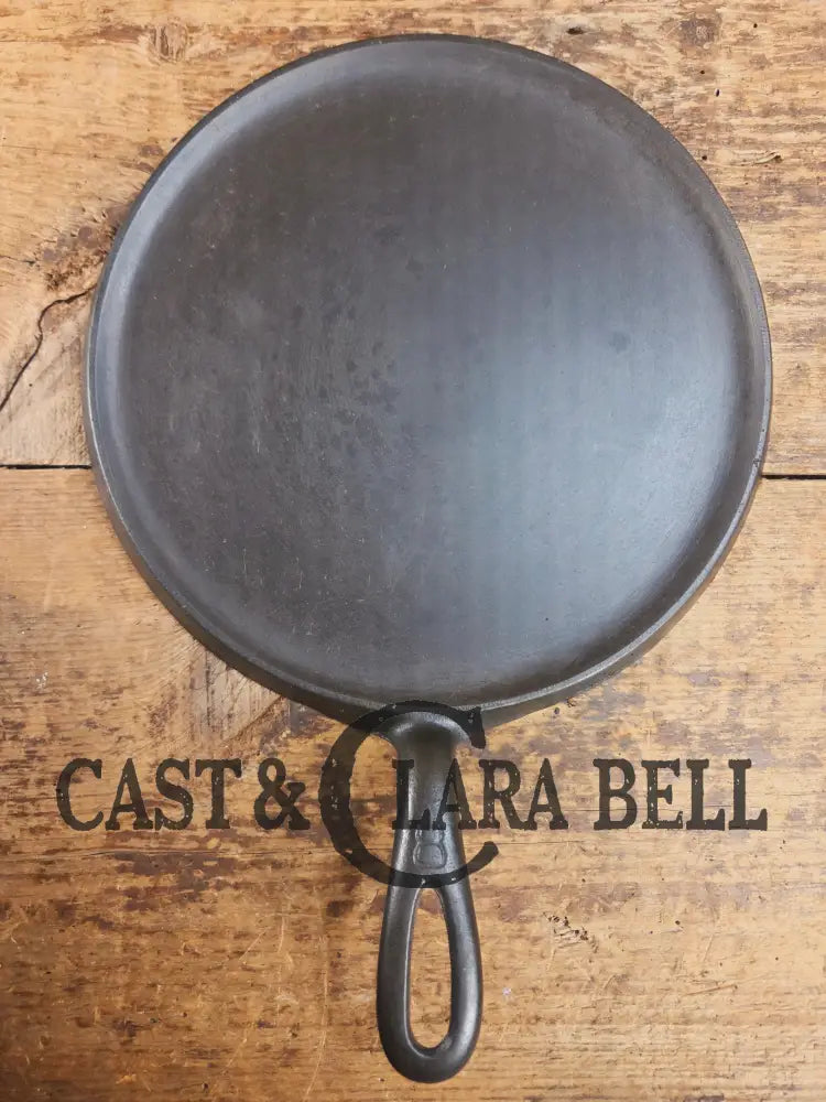 Wow 1910βs era Erie (Griswold) #8 Round Griddle 738 B. Bracing design and FULL Erie PA USA Griddle