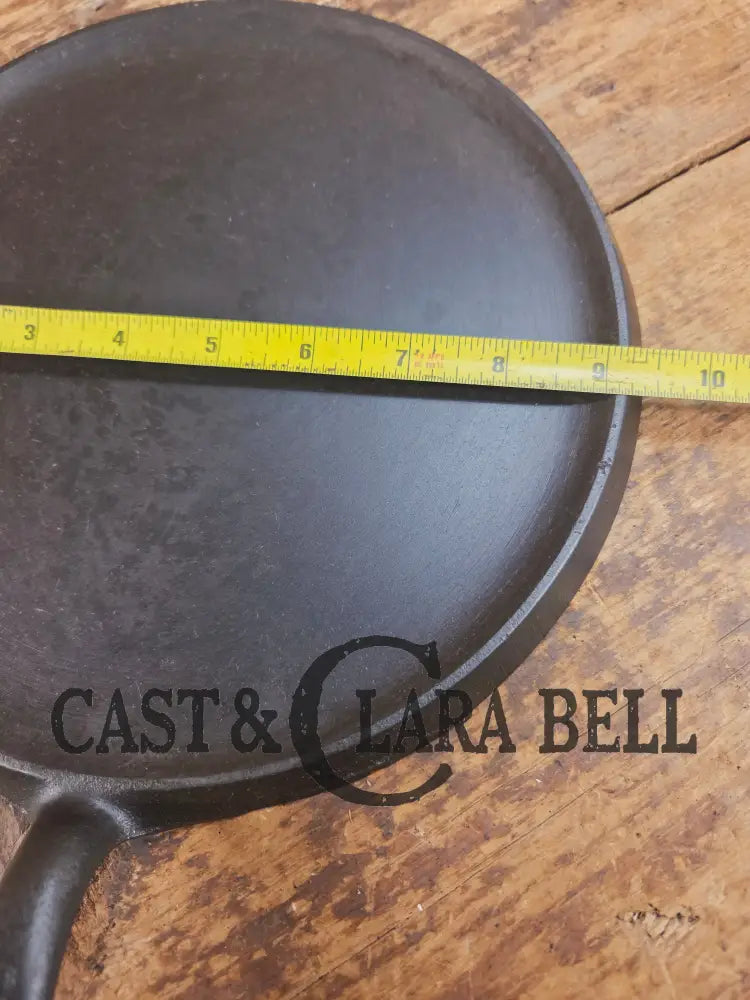 Wow 1910βs era Erie (Griswold) #8 Round Griddle 738 B. Bracing design and FULL Erie PA USA Griddle