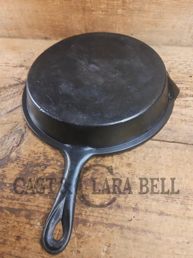 WOW! Authentic Philo Penfield Stewart Mid 1800’s elegant HUGE raised P.P.S. #11 skillet. This is a tough one to find!