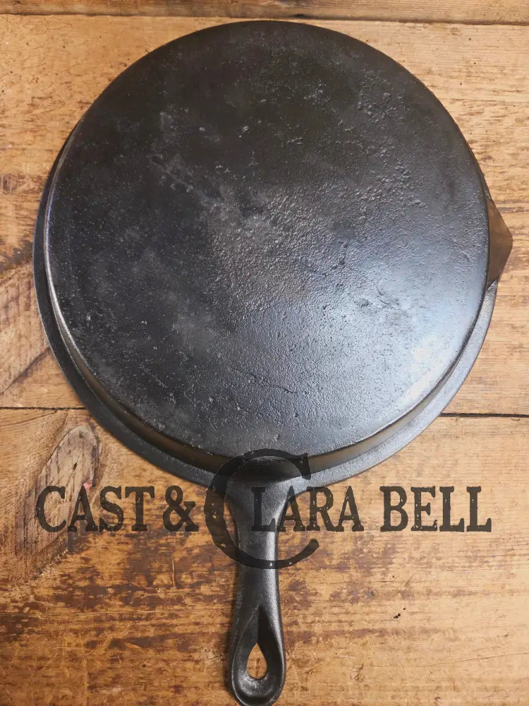 WOW! Authentic Philo Penfield Stewart Mid 1800’s elegant HUGE raised P.P.S. #11 skillet. This is a tough one to find!