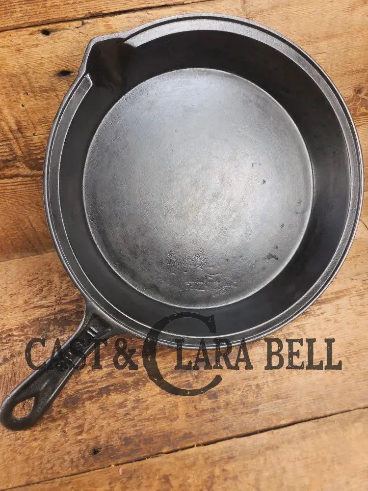 WOW! Authentic Philo Penfield Stewart Mid 1800’s elegant HUGE raised P.P.S. #11 skillet. This is a tough one to find!