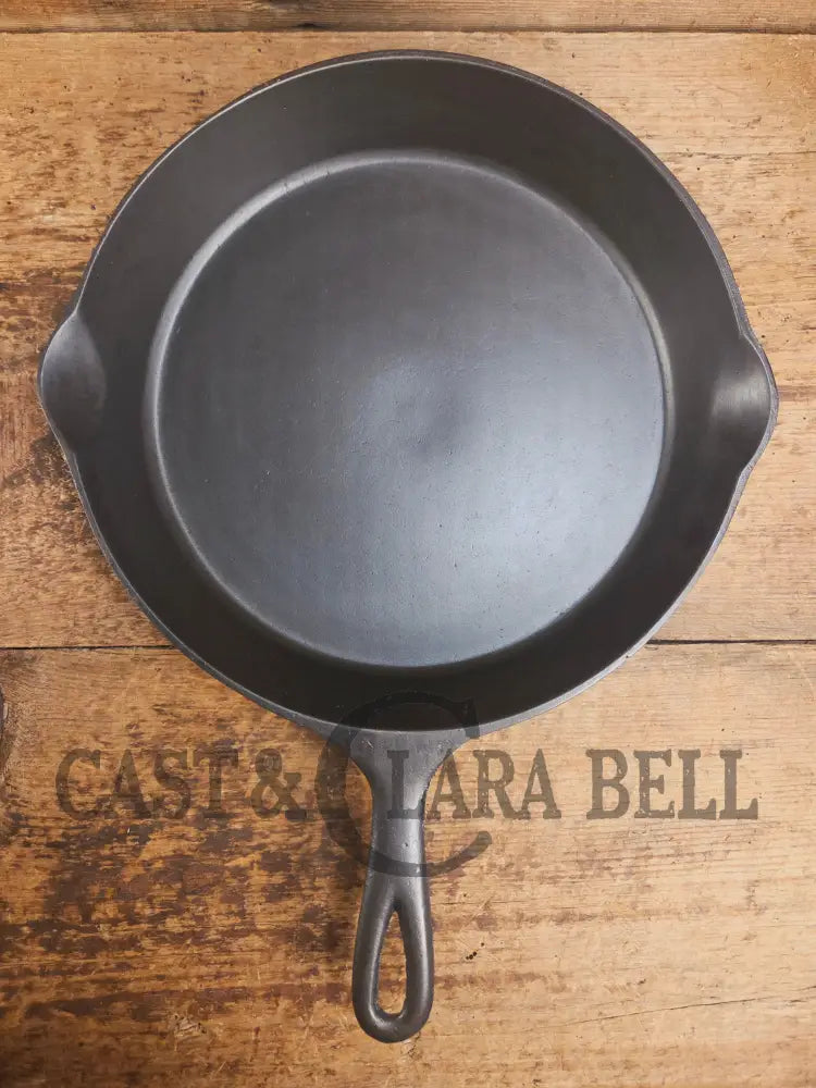 WOW! Backwards βNβ Early 1900βs Wapak made Oneta #9 Cast Iron Skillet! Skillet