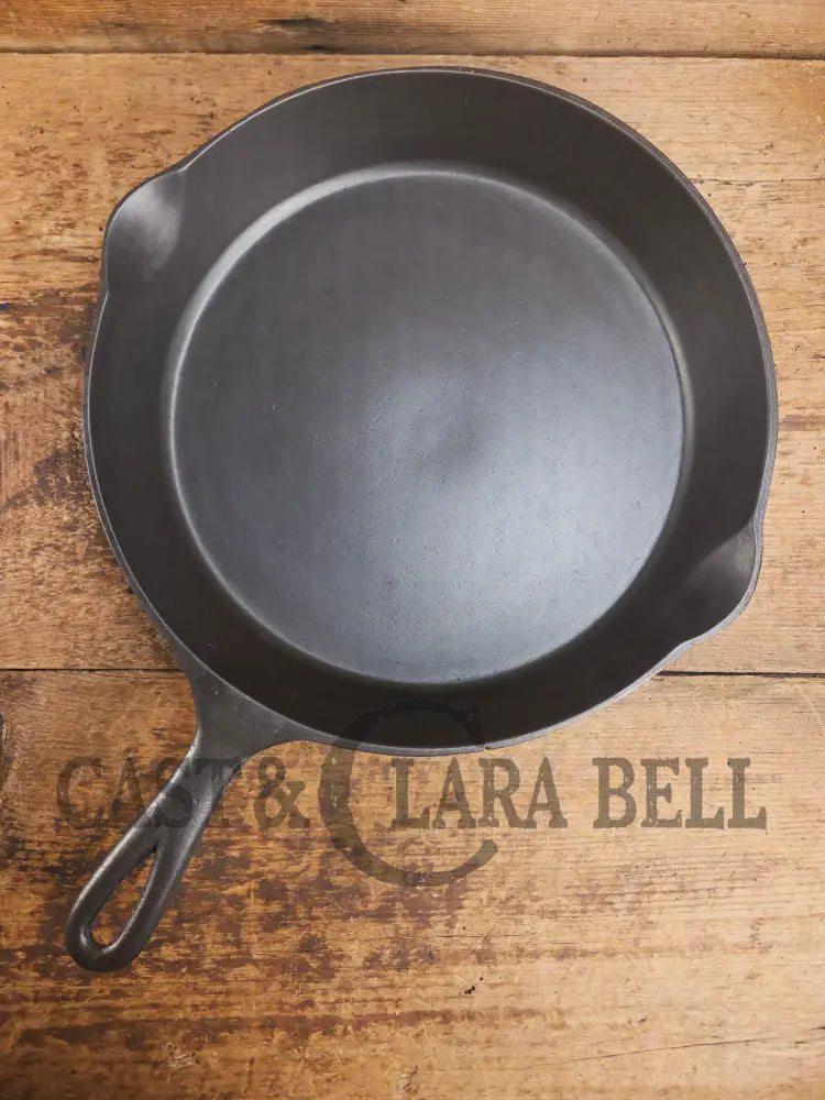 WOW! Backwards βNβ Early 1900βs Wapak made Oneta #9 Cast Iron Skillet! Skillet