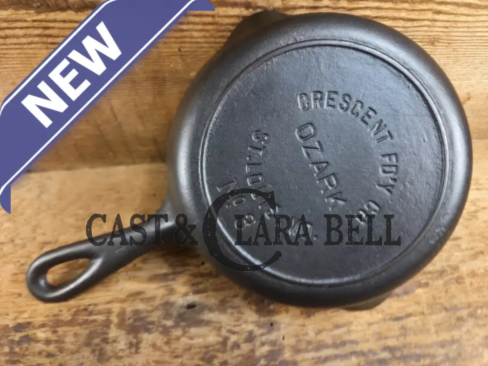Wow Beautiful #3 Ozark (St. Louis MO) cast iron skillet. Beautiful! Skillet