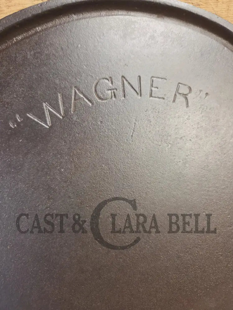 WOW! Beautiful hard to find FIRST series Wagner Block logo #12 Round Griddle with Bail. Great for pizzas pancakes or