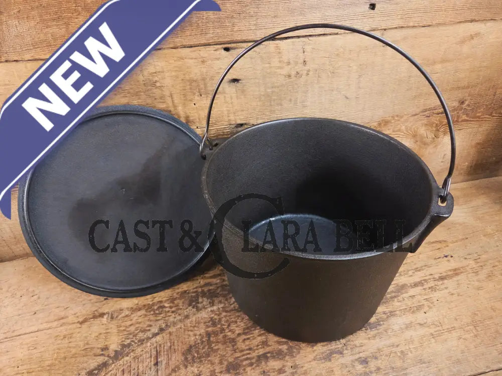 WOW! Gorgeous Birmingham S&R #7 Cast Iron flat Dutch Oven kettle with matching lid! Dutch Ovens Trivets & Kettles