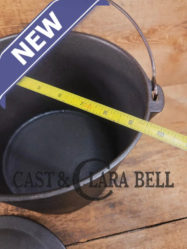 WOW! Gorgeous Birmingham S&R #7 Cast Iron flat Dutch Oven kettle with matching lid! Dutch Ovens Trivets & Kettles