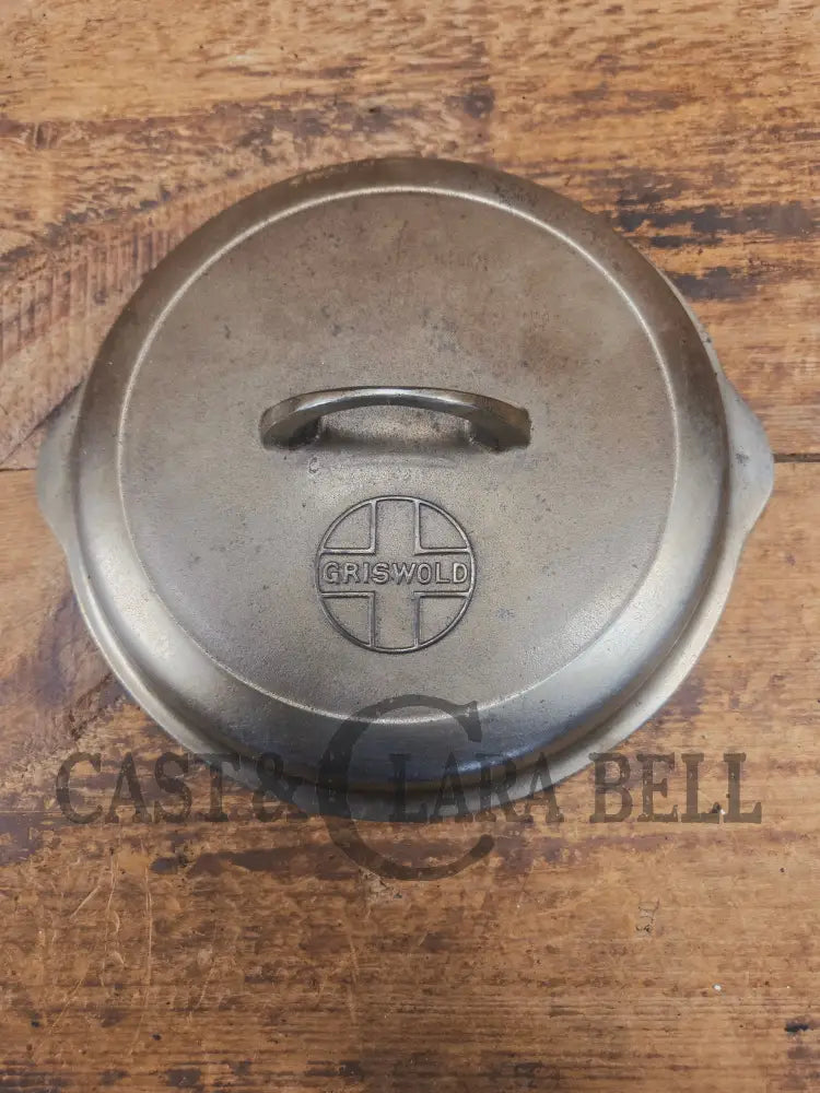 WOW! Griswold #8 Button top logo skillet lid fits a standard Griswold number 8 skillet. Chrome Finish! - Skillet