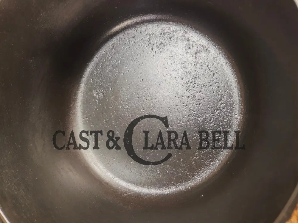 WOW Hard to Find and the cutest Dutch oven EVER. 1920βs Griswold #6 Tite-Top Cast Iron Dutch Oven Fully marked Lid