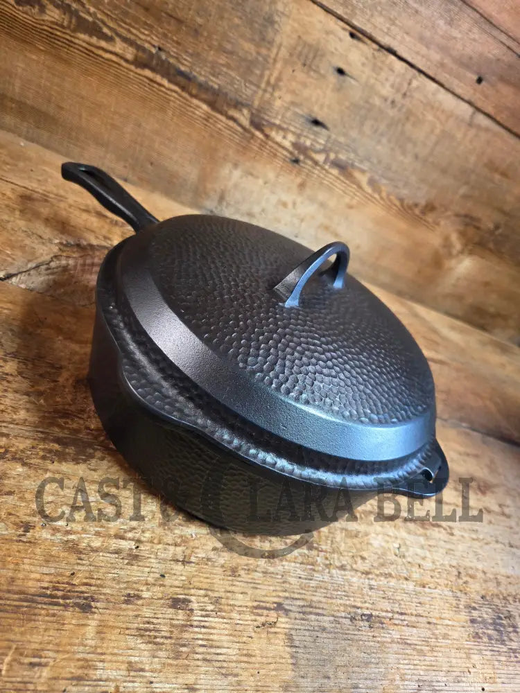 WOW! Hard to find 1930’s Hammered finish Griswold No. 8 DEEP CHICKEN FRYER Cast Iron Skillet 2028 w/ hinged lid 2098