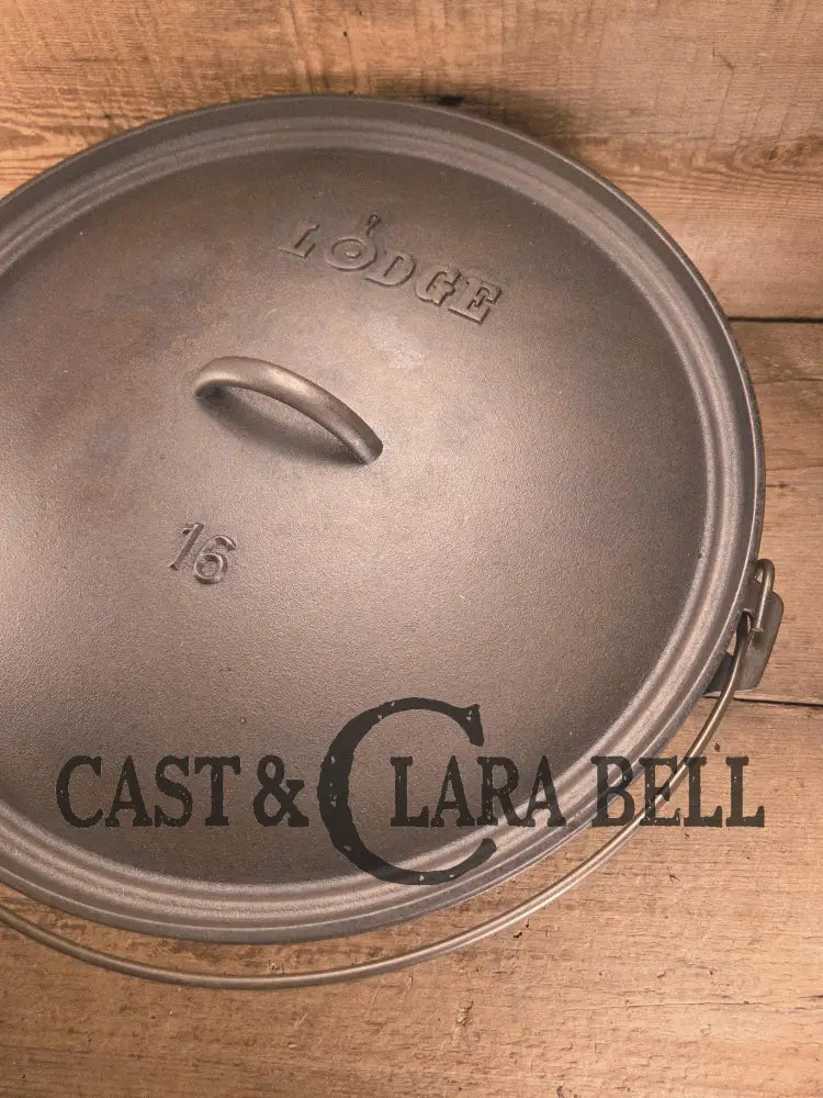 Wow! HTF huge DISCONTINUED #16 Lodge Camp Stove. Enormous & perfect for braising large cuts of meat stews etc. Coal