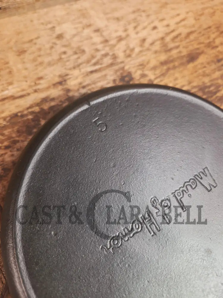 WOW! Maid of Honor (Lodge?) #5 skillet. Hard to find awesome design! - Skillet