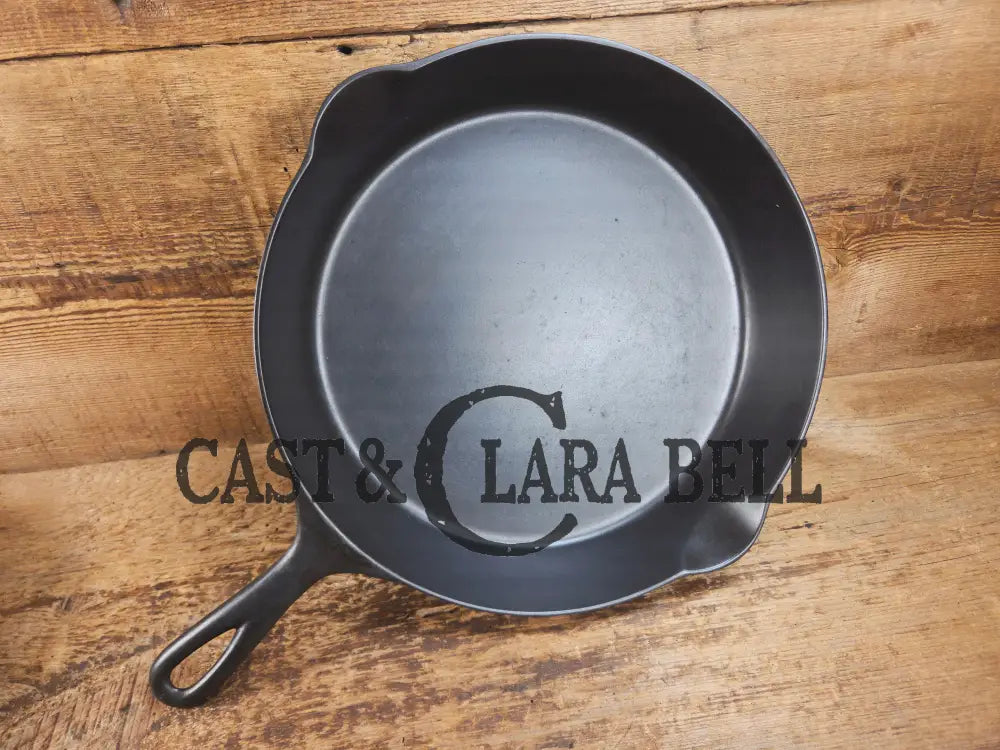 WOW!! Mint condition 1890’s Griswold ERIE #10 3rd series Skillet w/ Heat Ring 715 with BULLSEYE makers mark! Skillet