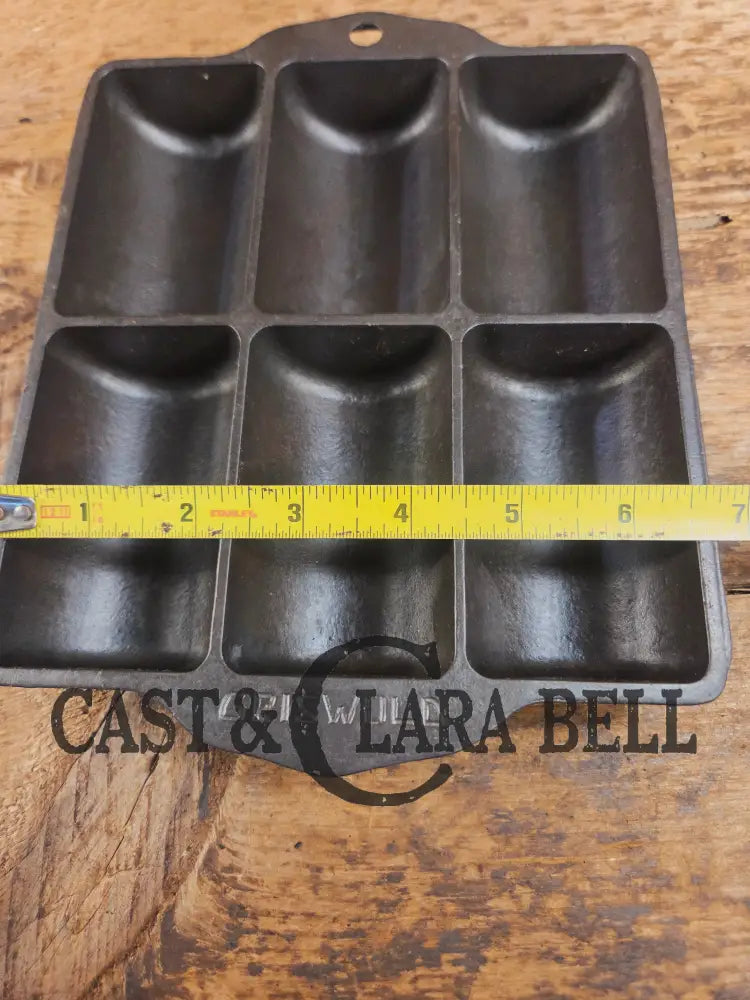 WOW. Tough To Find 1920’s LARGE Griswold No. 16 French Roll Bread 6 cup 6139 Bakeware