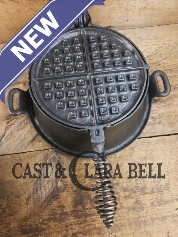 WOW VERY cool and tough to find! Early 1900βs Fanner Mfg Co No. 8 Crescent Cast Iron Waffle Maker with TALL Base.