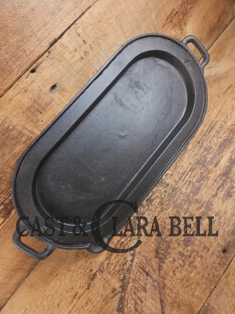 1800’s #7 Antique Gate-marked Long Griddle/Fish Fryer Raised 7 and P Griddle