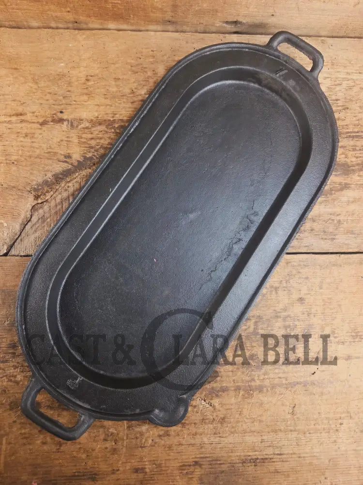 1800’s #7 Antique Gate-marked Long Griddle/Fish Fryer Raised 7 and P Griddle
