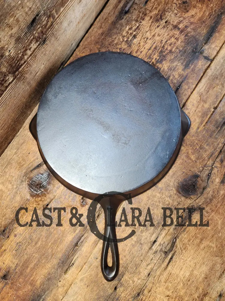 1800’S Era Antique Gate-Marked #9 Skillet With Pointy Handle And Raised 9. One Of A Kind Skillet!