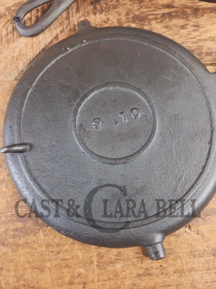 1800’s Era Unknown BEAUTIFUL 9/10 Antique Waffle iron. VERY cool diamond design makes huge waffles - Waffle Iron
