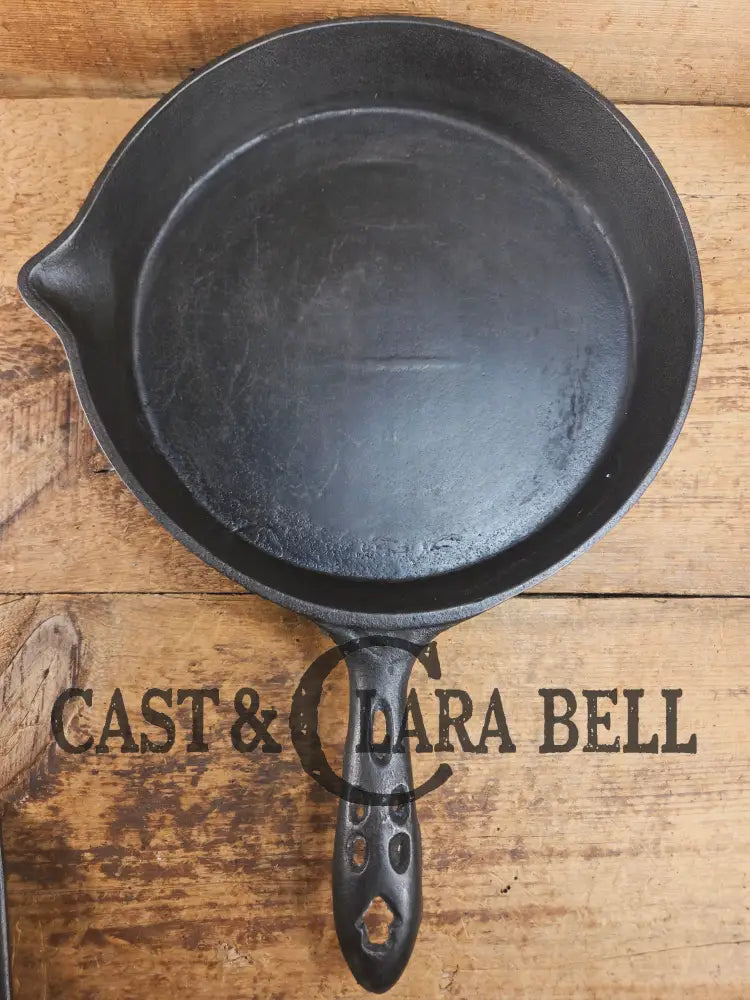 1870s Era Antique 8-9 Highland Foundry Semi-Fancy Skillet. THIS is a piece of true 1800’s American history. Make some