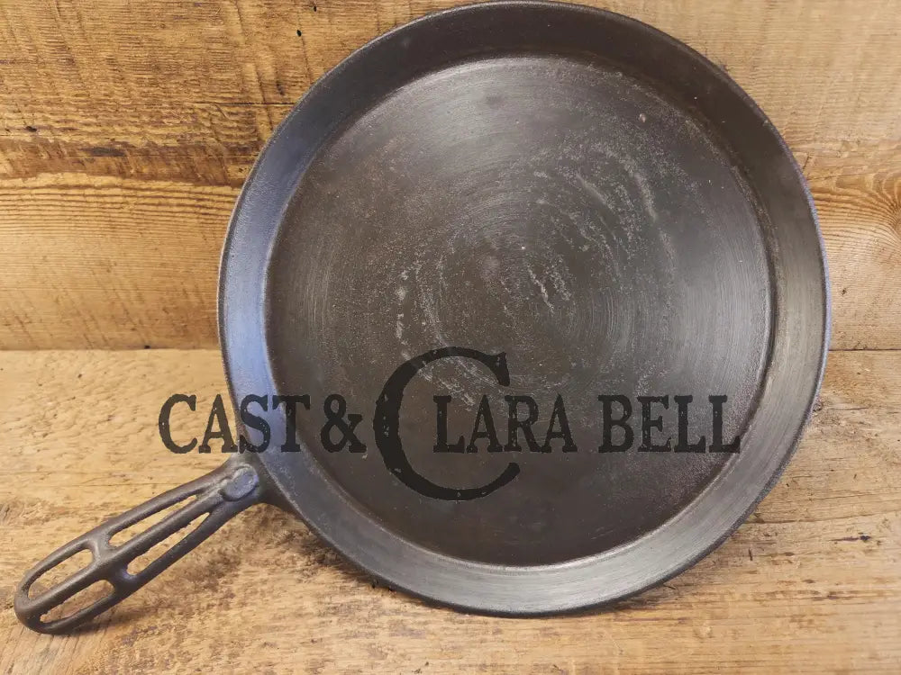 1870s Era Antique #9 Skillet Griddle! Not many around this one has vented handle with raised 9. Similar to Highland
