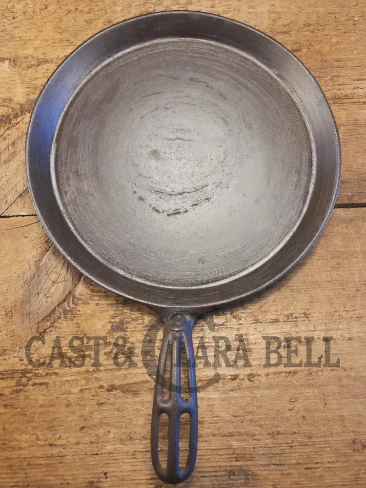 1870s Era Antique #9 Skillet Griddle! Not many around this one has vented handle with raised 9. Similar to Highland