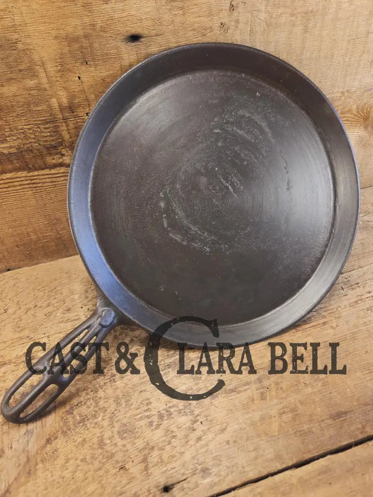 1870s Era Antique #9 Skillet Griddle! Not many around this one has vented handle with raised 9. Similar to Highland