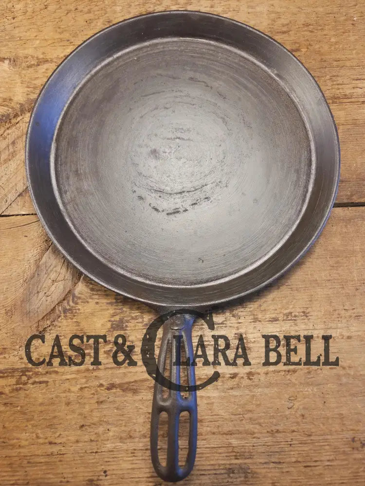 1870s Era Antique #9 Skillet Griddle! Not many around this one has vented handle with raised 9. Similar to Highland