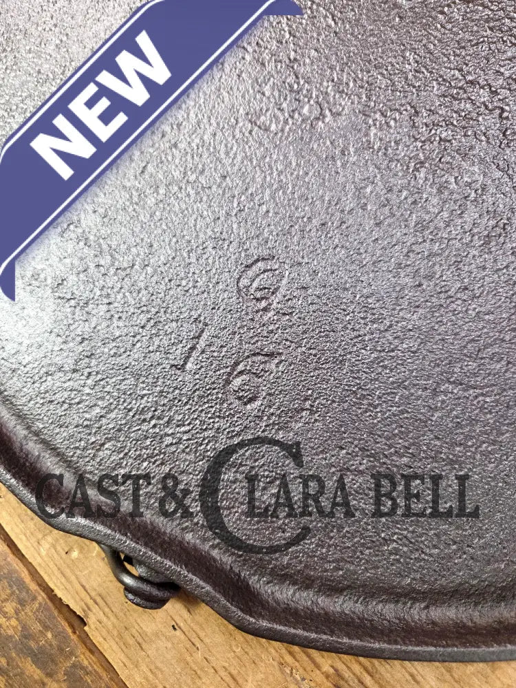 1880’s Era one of a kind and hard to find. Sidney Holloware ’Script’ Logo #16 Round Griddle. ENORMOUS! The largest they