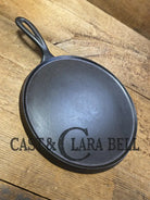 1880’s Era one of a kind and hard to find. Sidney Holloware ’Script’ Logo #8 Round Griddle. A wonderful gift for you or