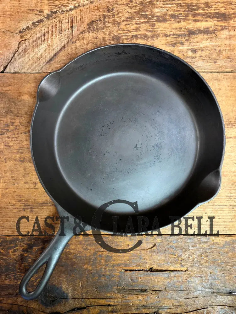 1890-1910 Erie (Griswold) #9 Cast Skillet 710 C. 3rd Series Model a wonderful example of Erie craftsmanship. GREAT