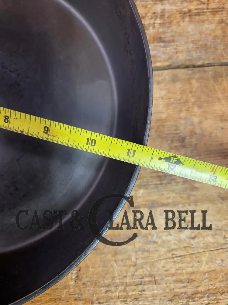1890-1910 Erie (Griswold) #9 Cast Skillet 710 C. 3rd Series Model a wonderful example of Erie craftsmanship. GREAT