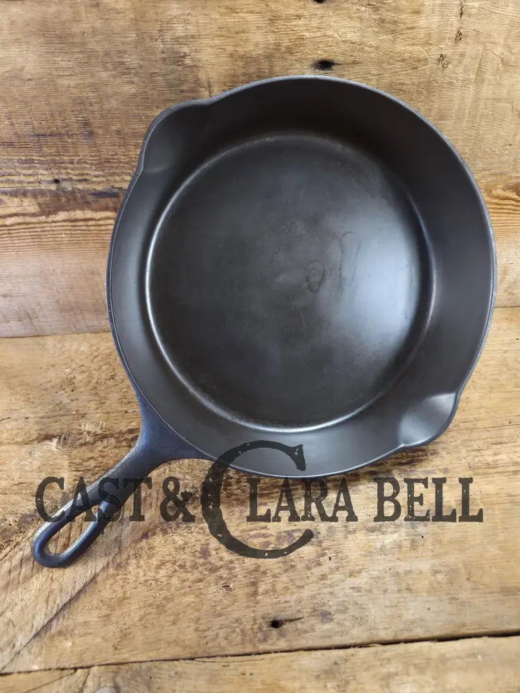 1890’s 3rd Series ERIE #8 Skillet with Heat Ring 704 B. Amazing piece of culinary history. Wonderfully light to use