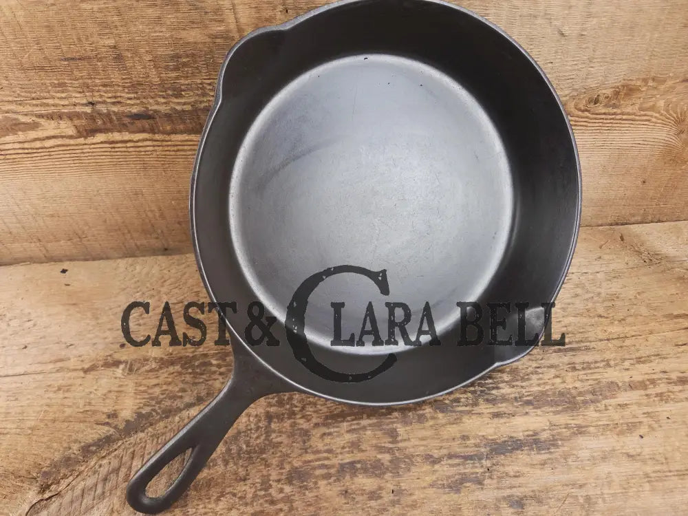 1890’s 3rd Series ERIE #8 Skillet with Heat Ring 704 B. Amazing piece of culinary history. Wonderfully light to use