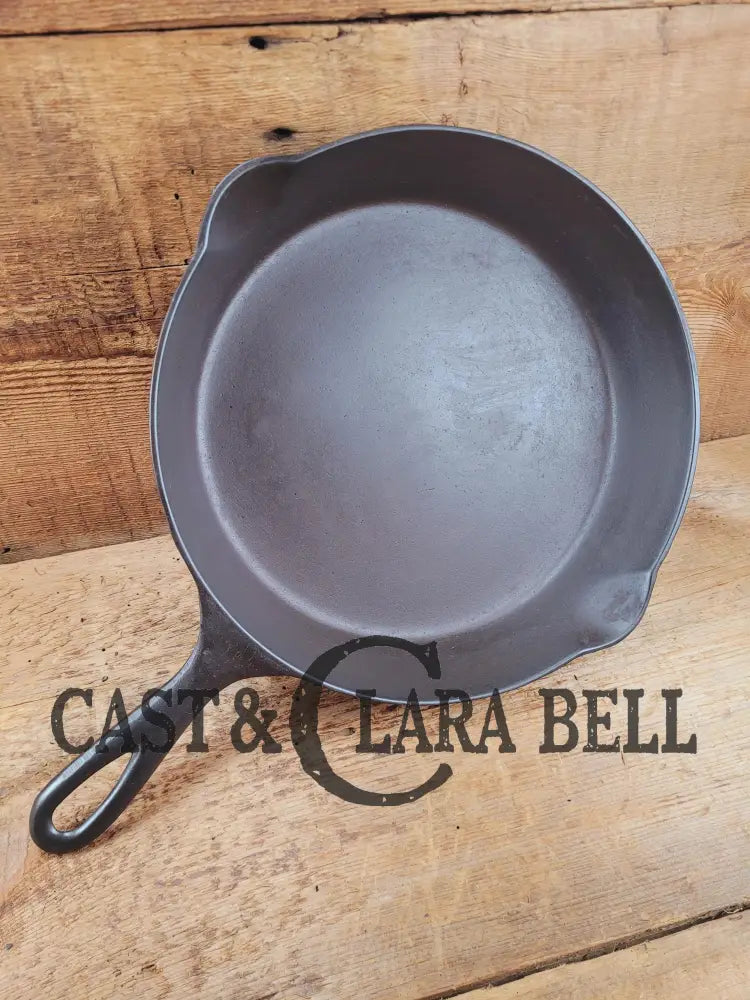 1890’S 3Rd Series Erie #8 Skillet With Heat Ring 704 E. Amazing Piece Of Culinary History.