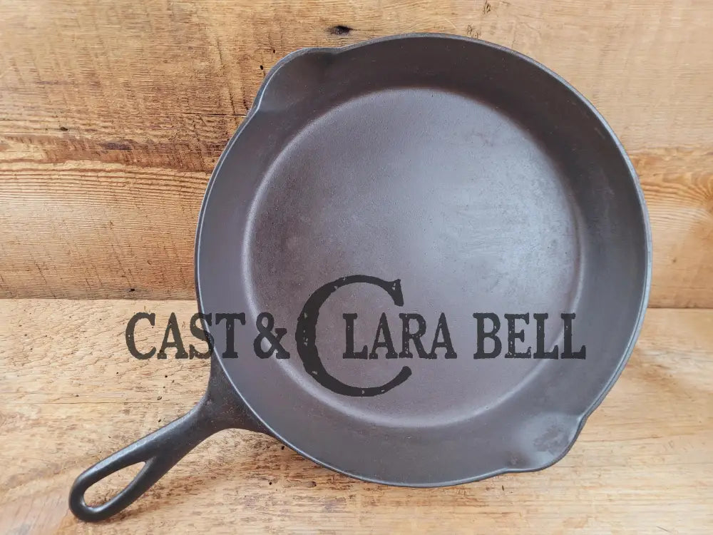 1890’S 3Rd Series Erie #8 Skillet With Heat Ring 704 E. Amazing Piece Of Culinary History.