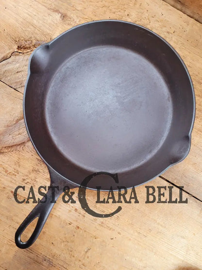 1890’S 3Rd Series Erie #8 Skillet With Heat Ring 704 E. Amazing Piece Of Culinary History.