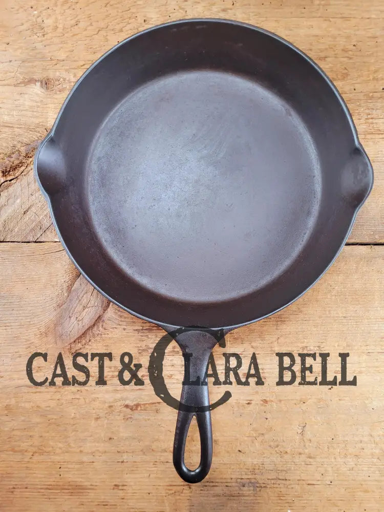 1890’S 3Rd Series Erie #8 Skillet With Heat Ring 704 E. Amazing Piece Of Culinary History.