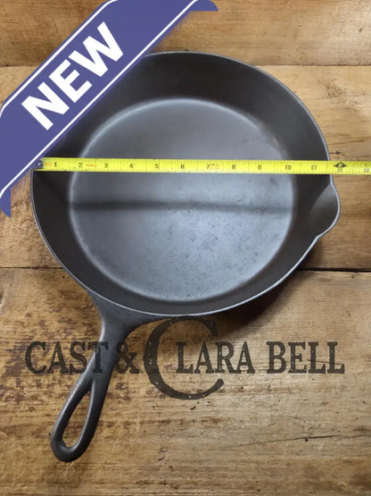1890’s Griswold ERIE #10 third series Skillet w/ Heat Ring 715 with BULLSEYE makers mark! Skillet