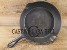 1891-1905! HTF Wagner #8 Arc Small logo cast iron skillet with A makers mark. Earliest Wagner pattern made! Skillet