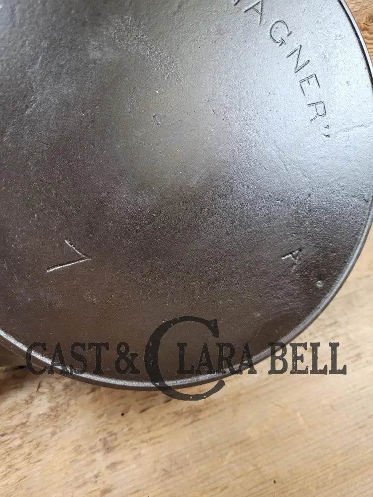 1891-1905! Htf Wagner #7 Arc Small Logo Cast Iron Skillet With A Makers Mark. Earliest Pattern