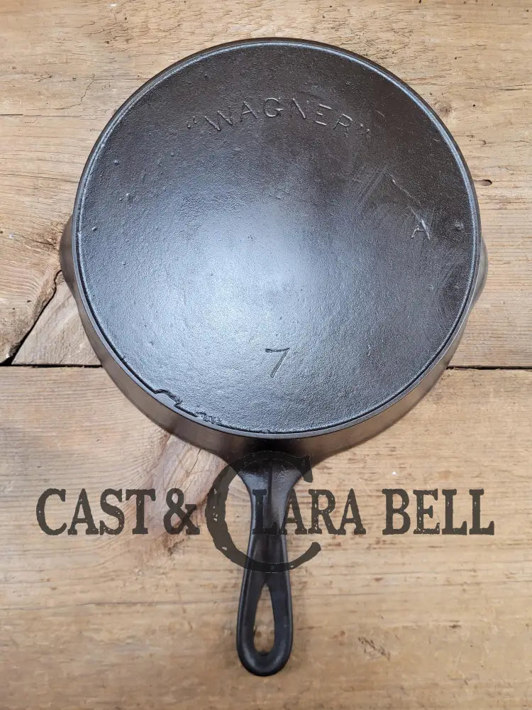 1891-1905! Htf Wagner #7 Arc Small Logo Cast Iron Skillet With A Makers Mark. Earliest Pattern