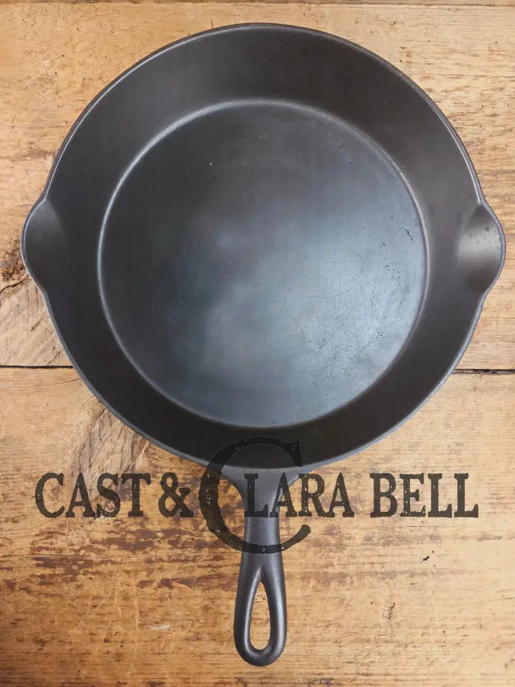 1891-1905! HTF Wagner #9 Arc logo cast iron skillet. Earliest Wagner pattern made. Spectacular Skillet