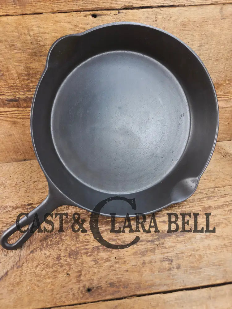 1891-1905! HTF Wagner #9 Arc logo cast iron skillet. Earliest Wagner pattern made. Spectacular Skillet