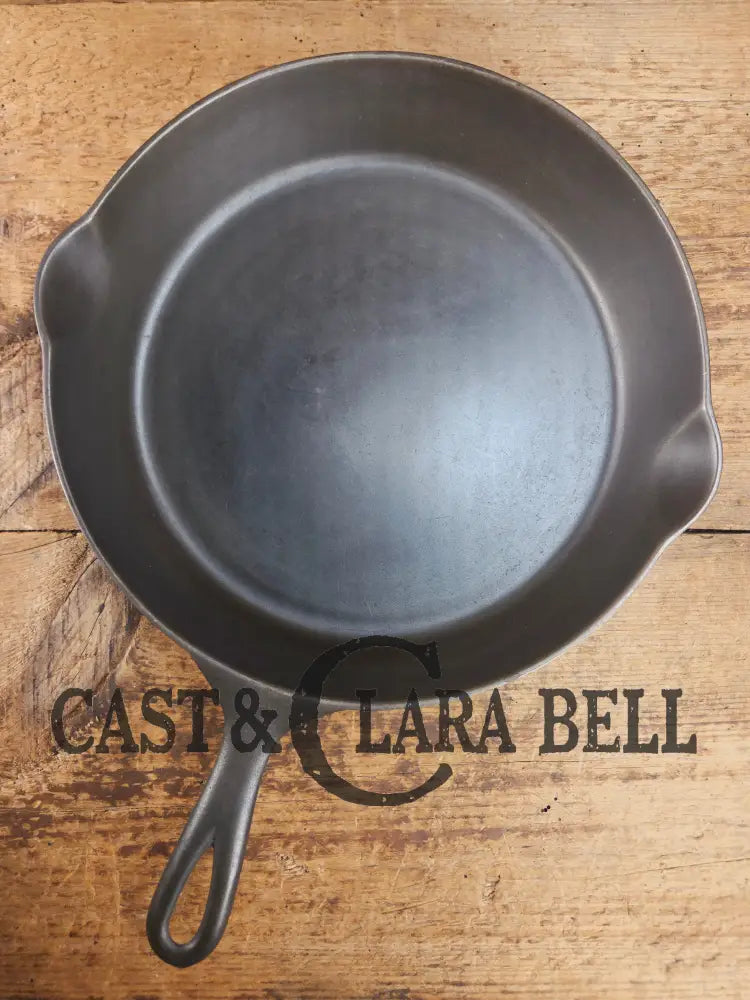 1891-1905! HTF Wagner #9 Arc logo cast iron skillet. Earliest Wagner pattern made. Spectacular Skillet