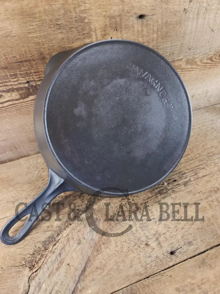 1891-1905! HTF Wagner #8 Arc Small logo cast iron skillet with A makers mark. Earliest Wagner pattern made! Skillet