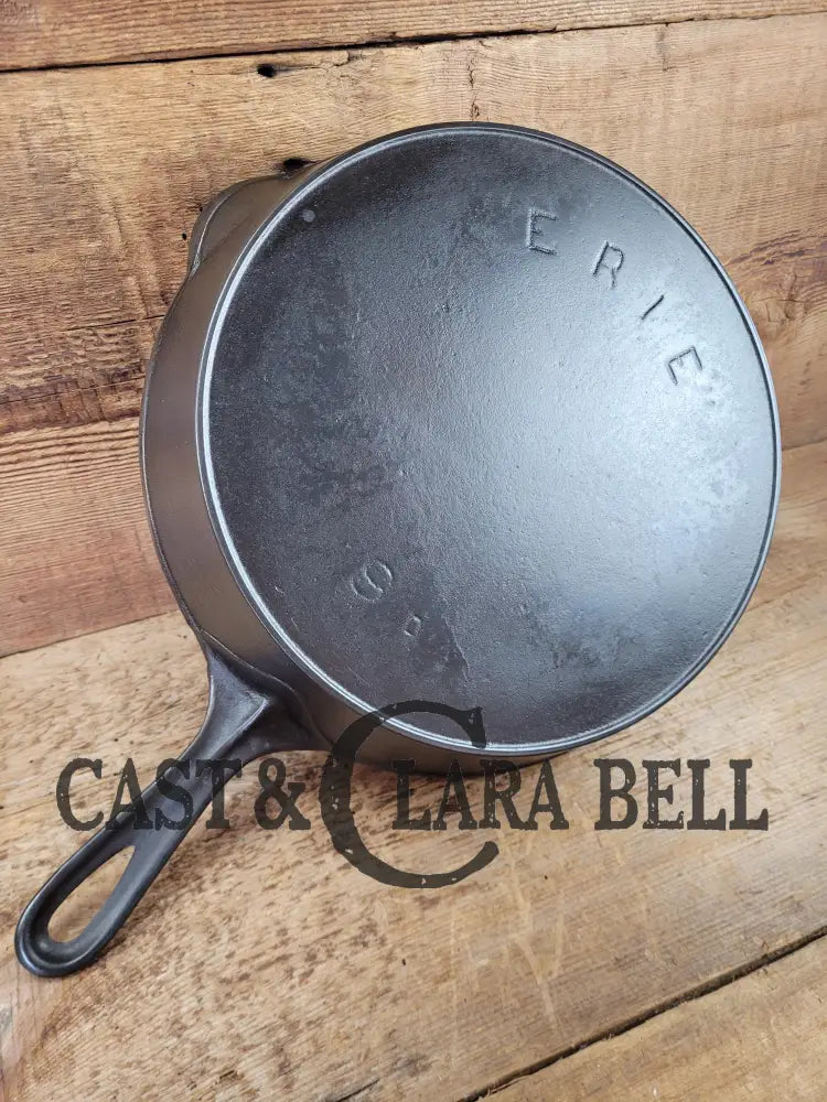 1895-1910 2Nd Series Erie #9 Cast Iron Skillet With ’D’ Makers Mark. A Collector Favorite!