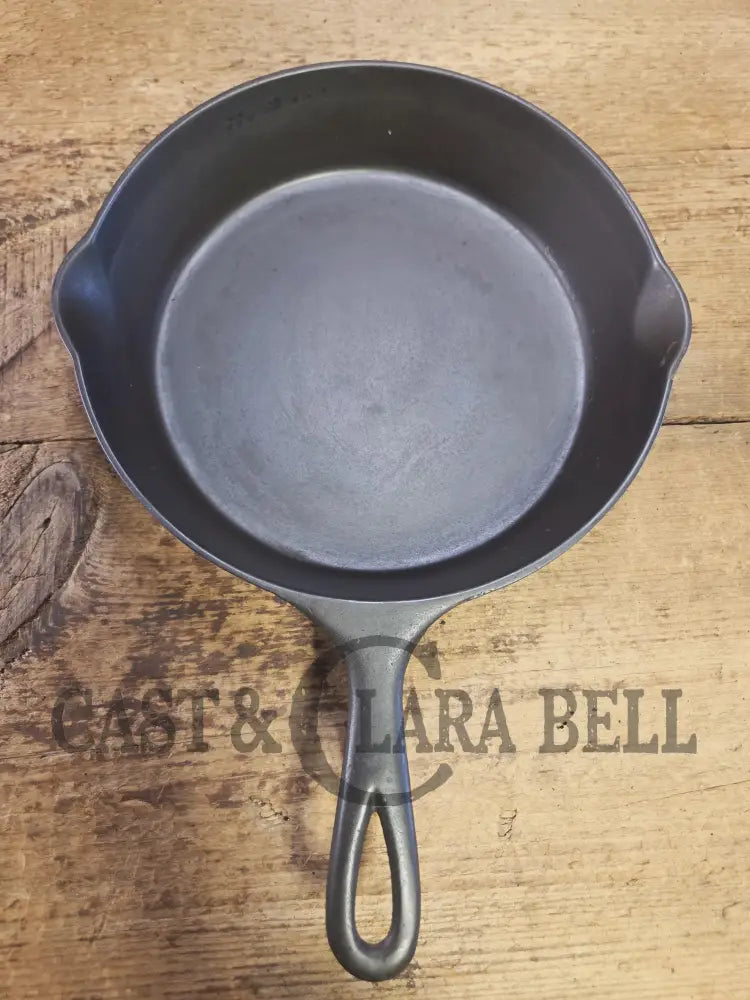 1910’s (Second Series) HTF ’Wagner’ Straight logo #7 Skillet with Heat Ring. GORGEOUS!! Skillet