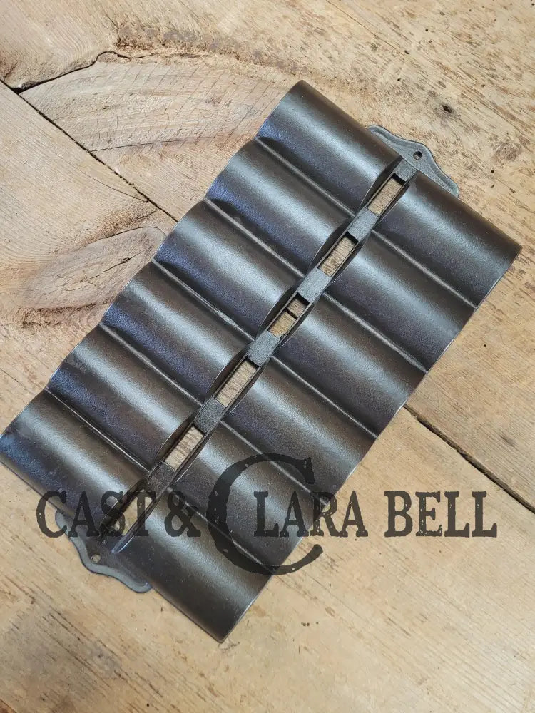 1900’s Griswold New England style (N.E.S embossed) ’French Roll’ Style cast iron bread pan